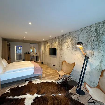 La - & Rooms, By Remorino Locarno